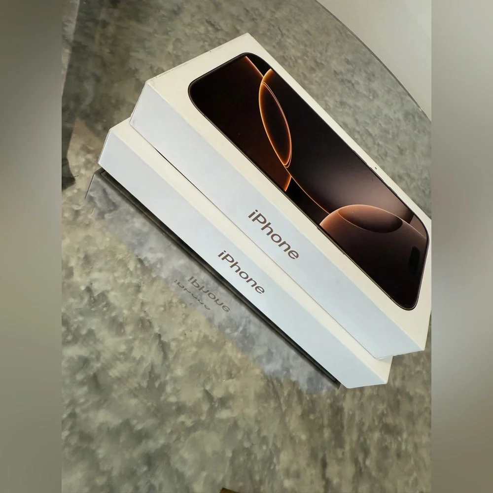 Apple boxes from